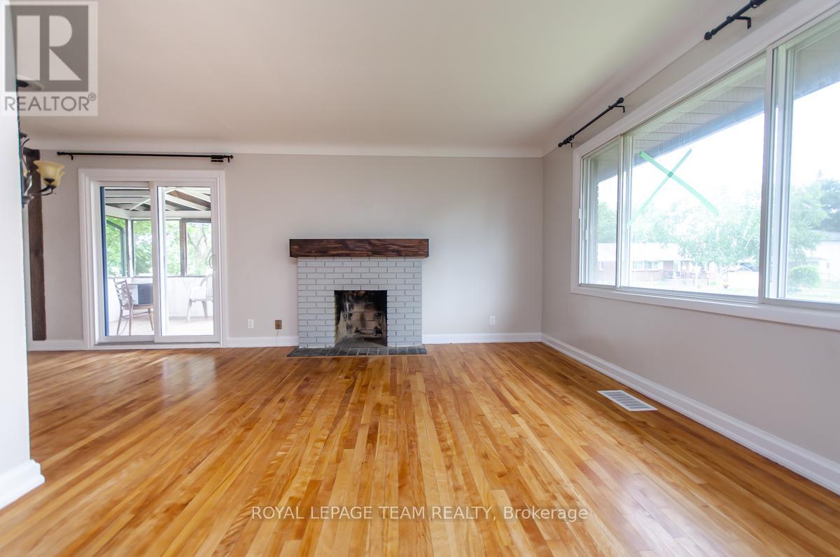 16 Brook Lane Property Photo 7
