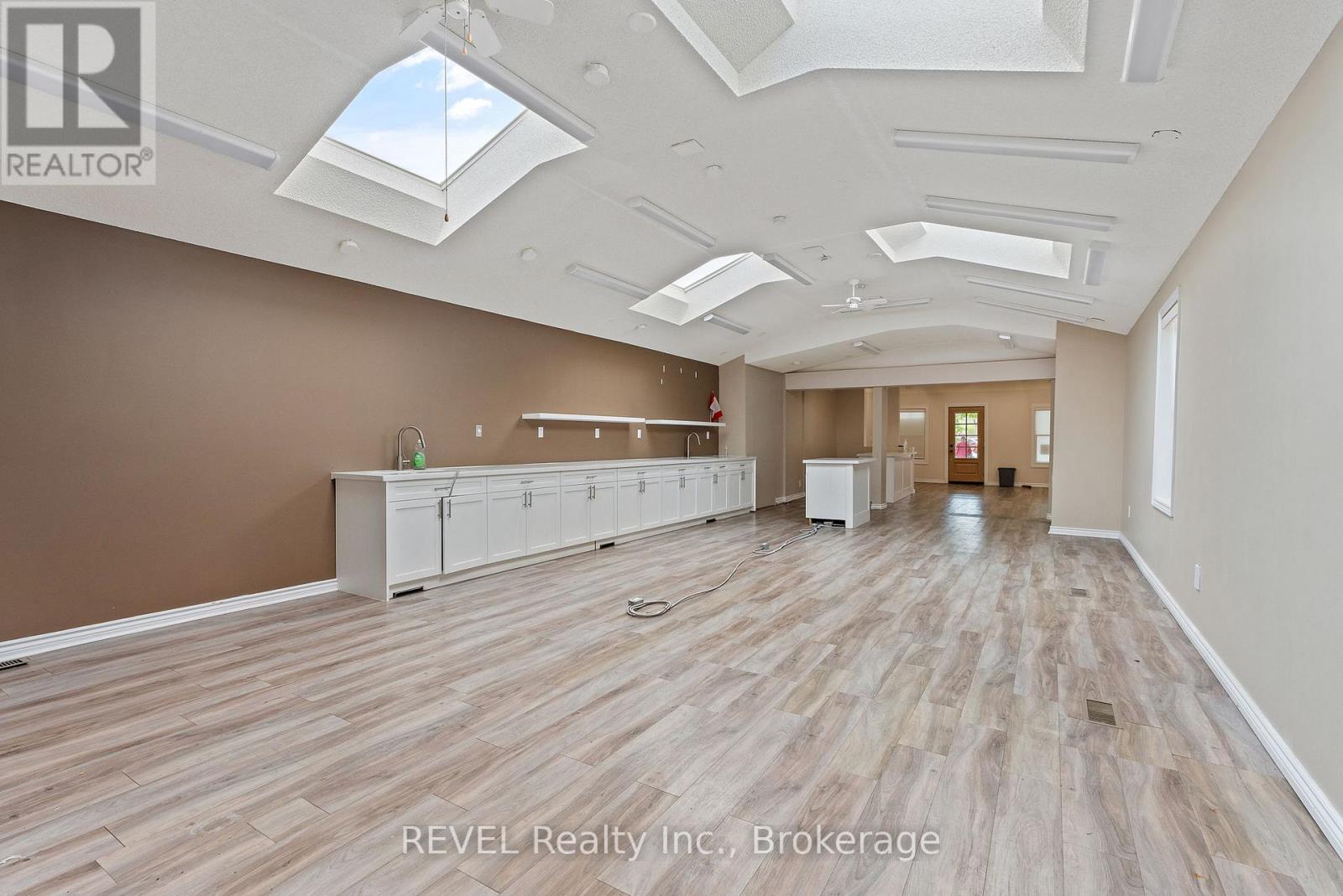 129 Queen Street Property Photo 13