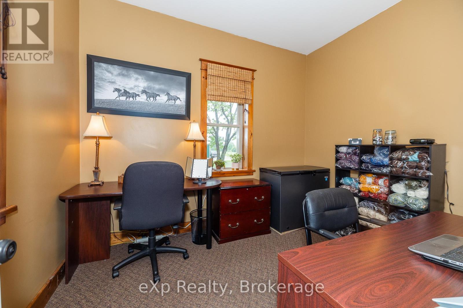 701768 5 Side Road Property Photo 19