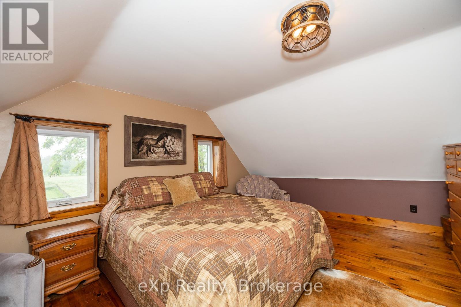 701768 5 Side Road Property Photo 26
