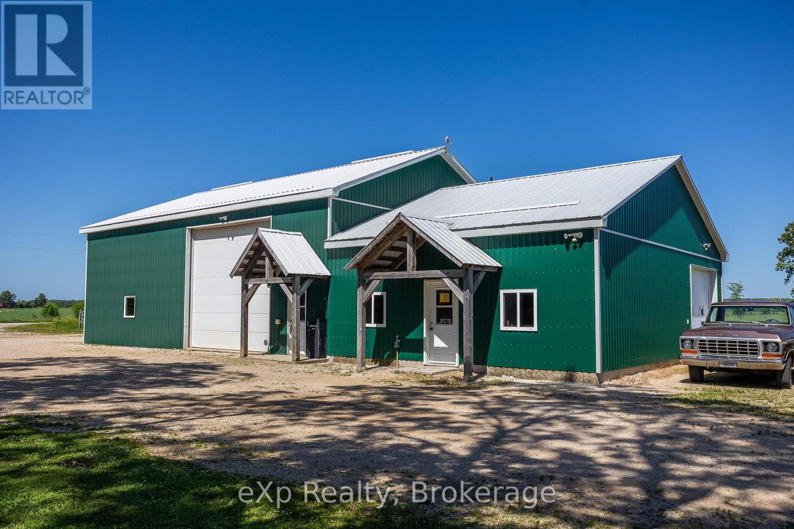 701768 5 Side Road Property Photo 35