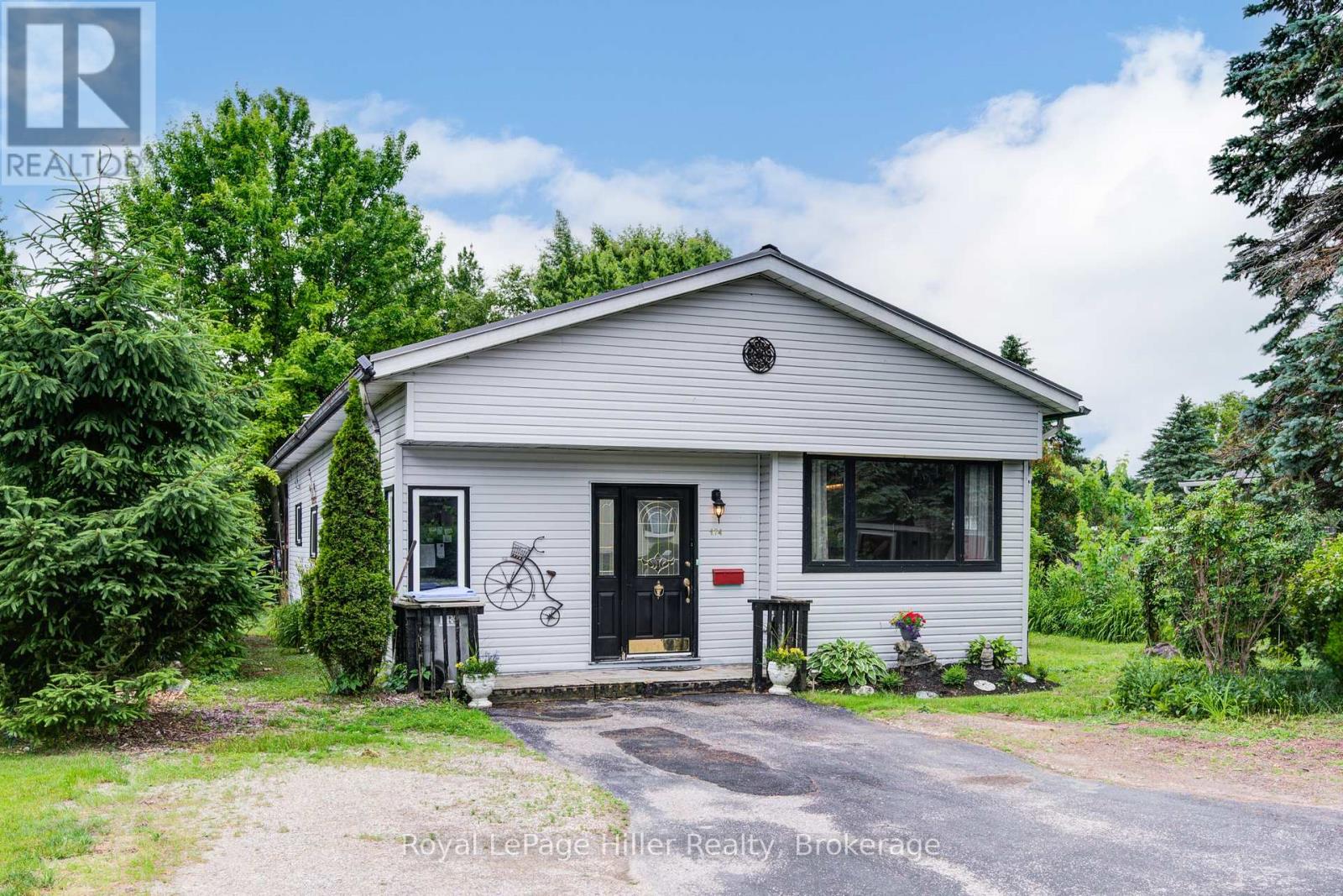 174 BIRCH STREET Property Photo 1
