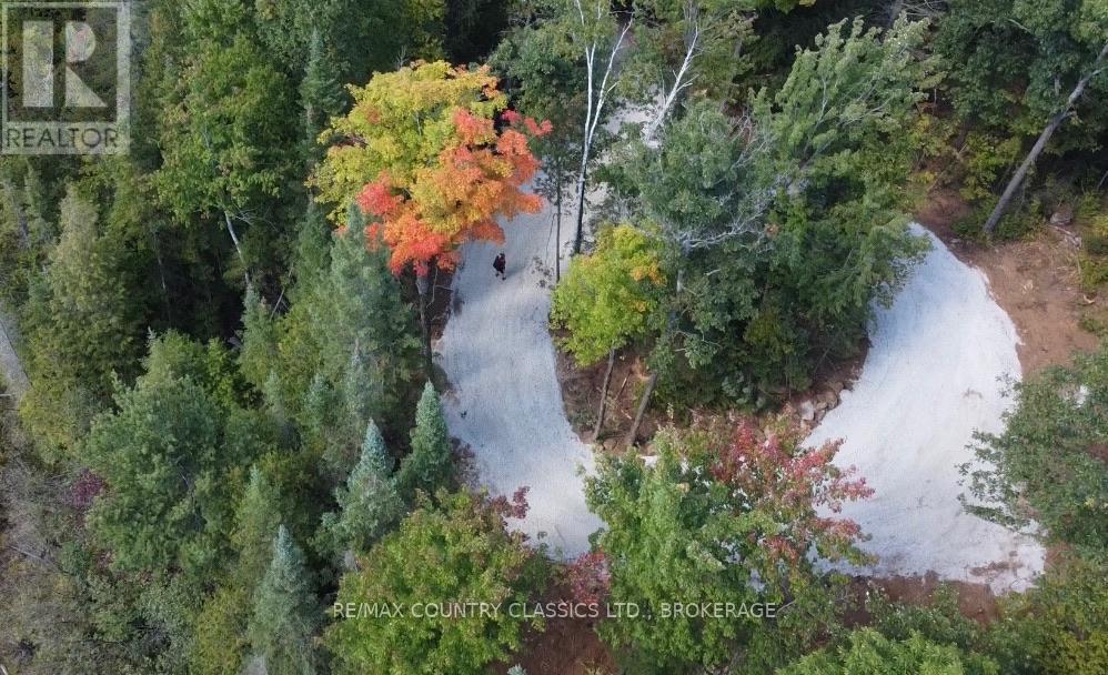 35 Maple View Court Property Photo 5