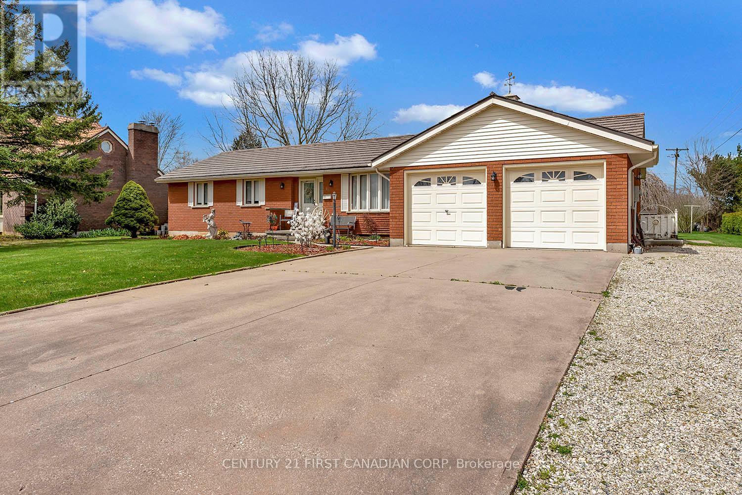 16 Broadview Drive Property Photo 1