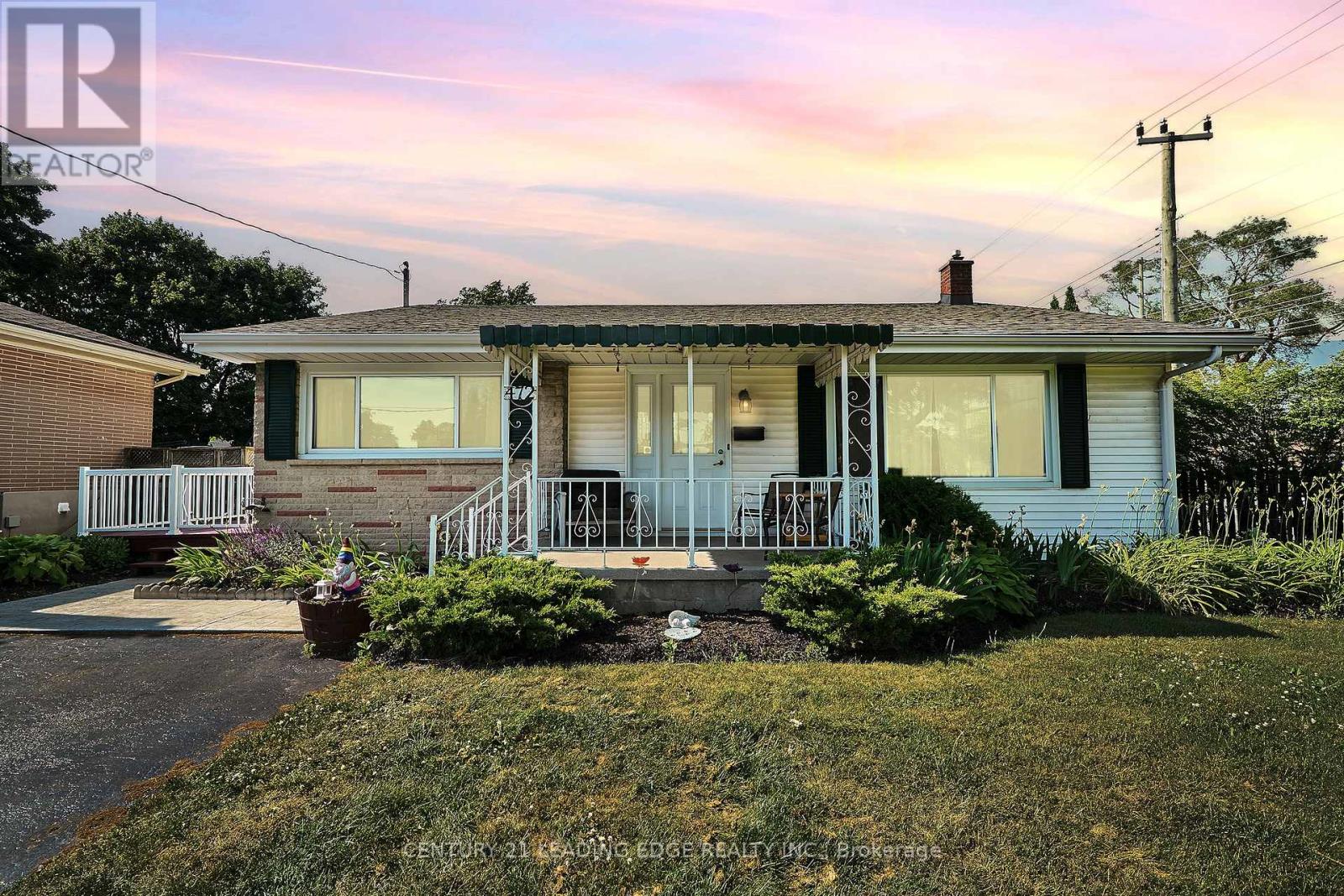 472 Victoria Avenue Property Photo 1