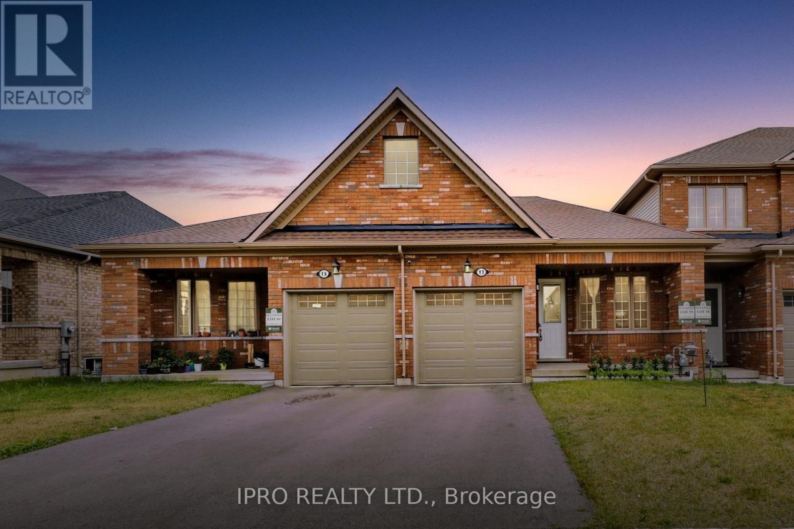 11 Harwood Street Property Photo 1