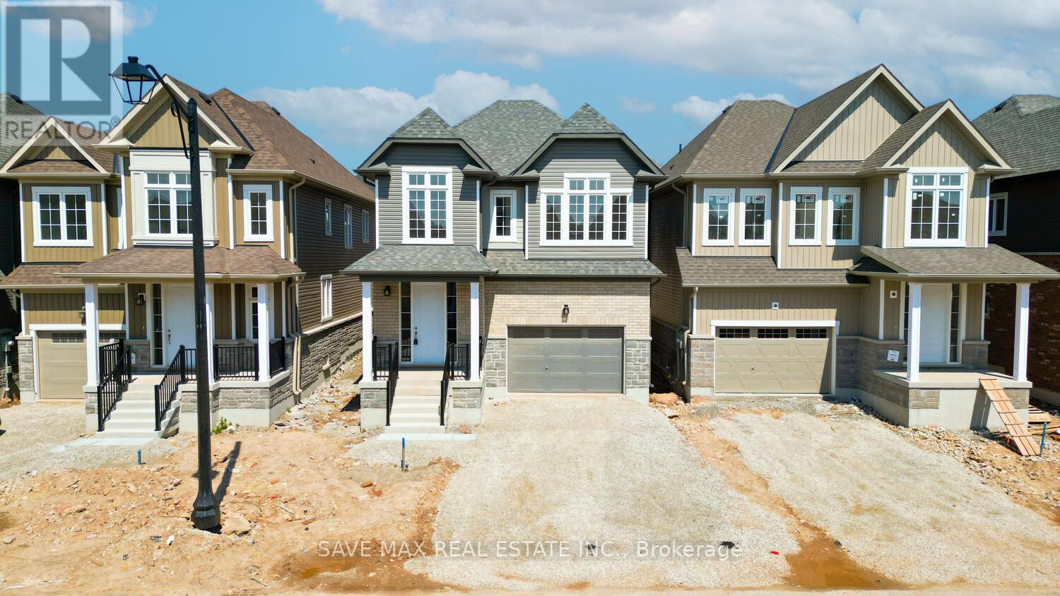 82 SANDERS ROAD Property Photo 1