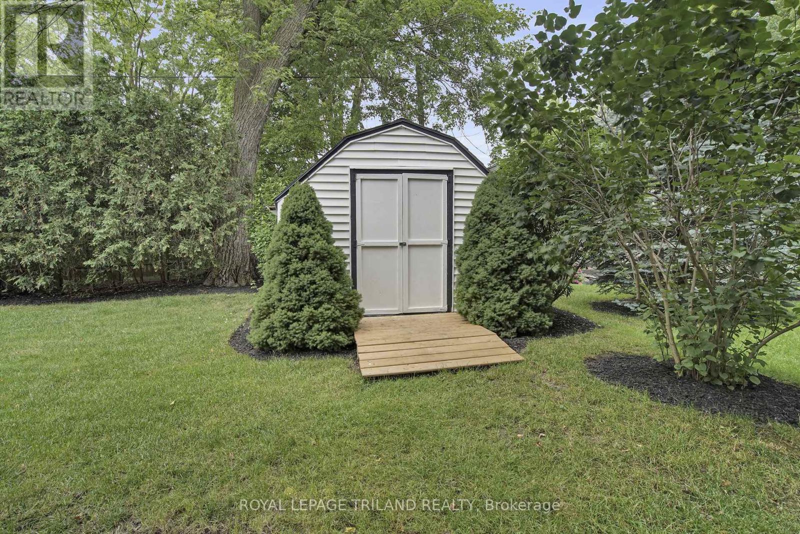 209 Water Street Property Photo 26