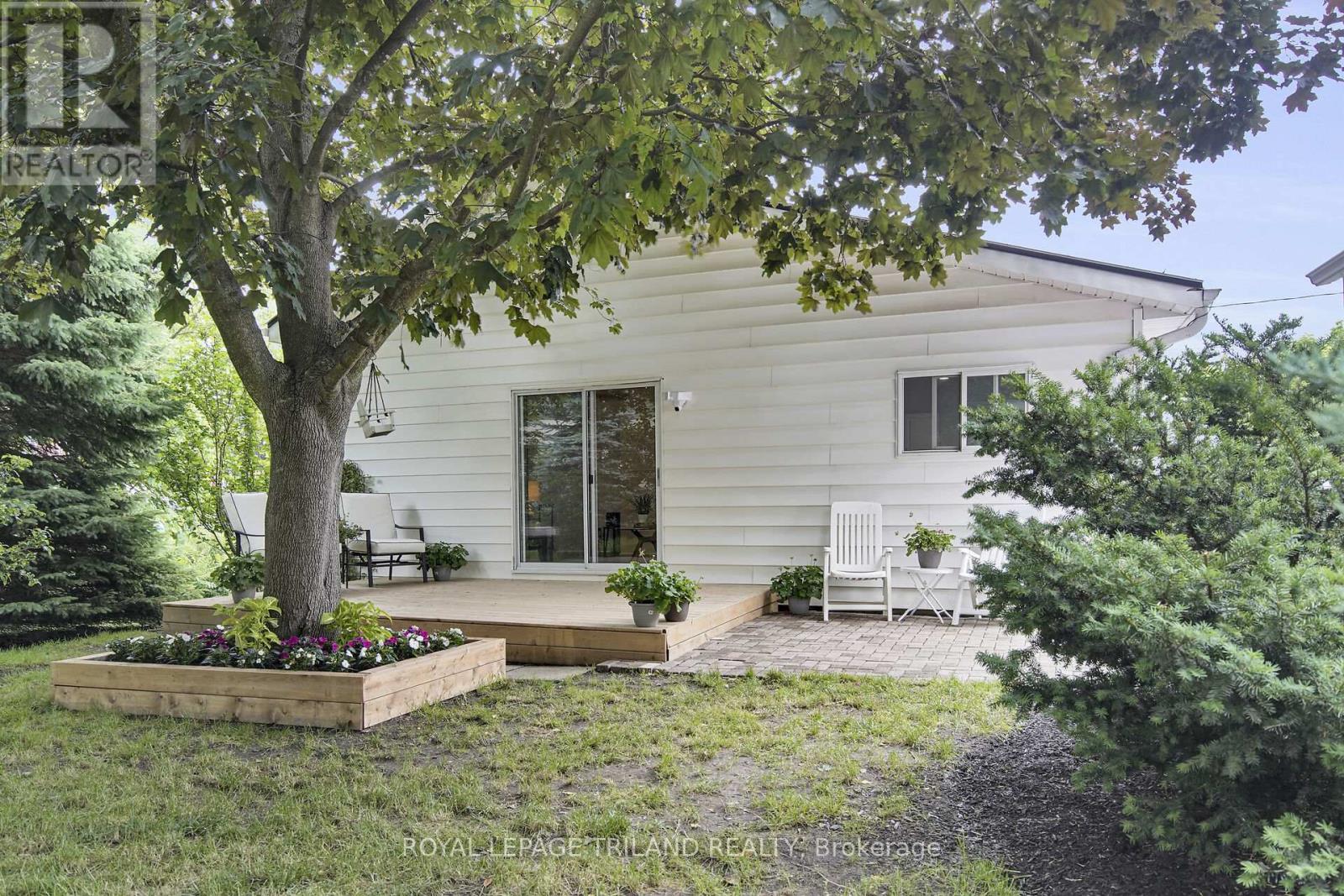 209 Water Street Property Photo 29