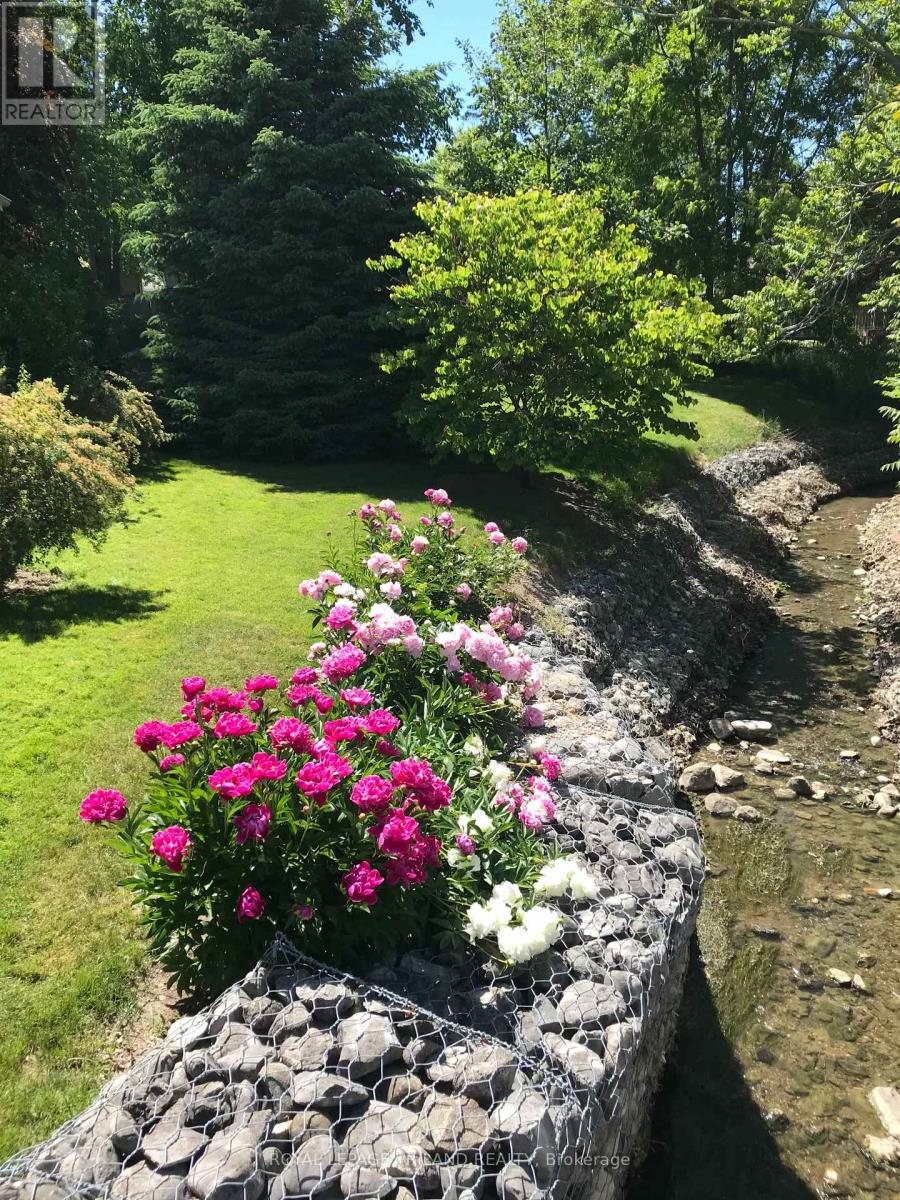 209 Water Street Property Photo 34