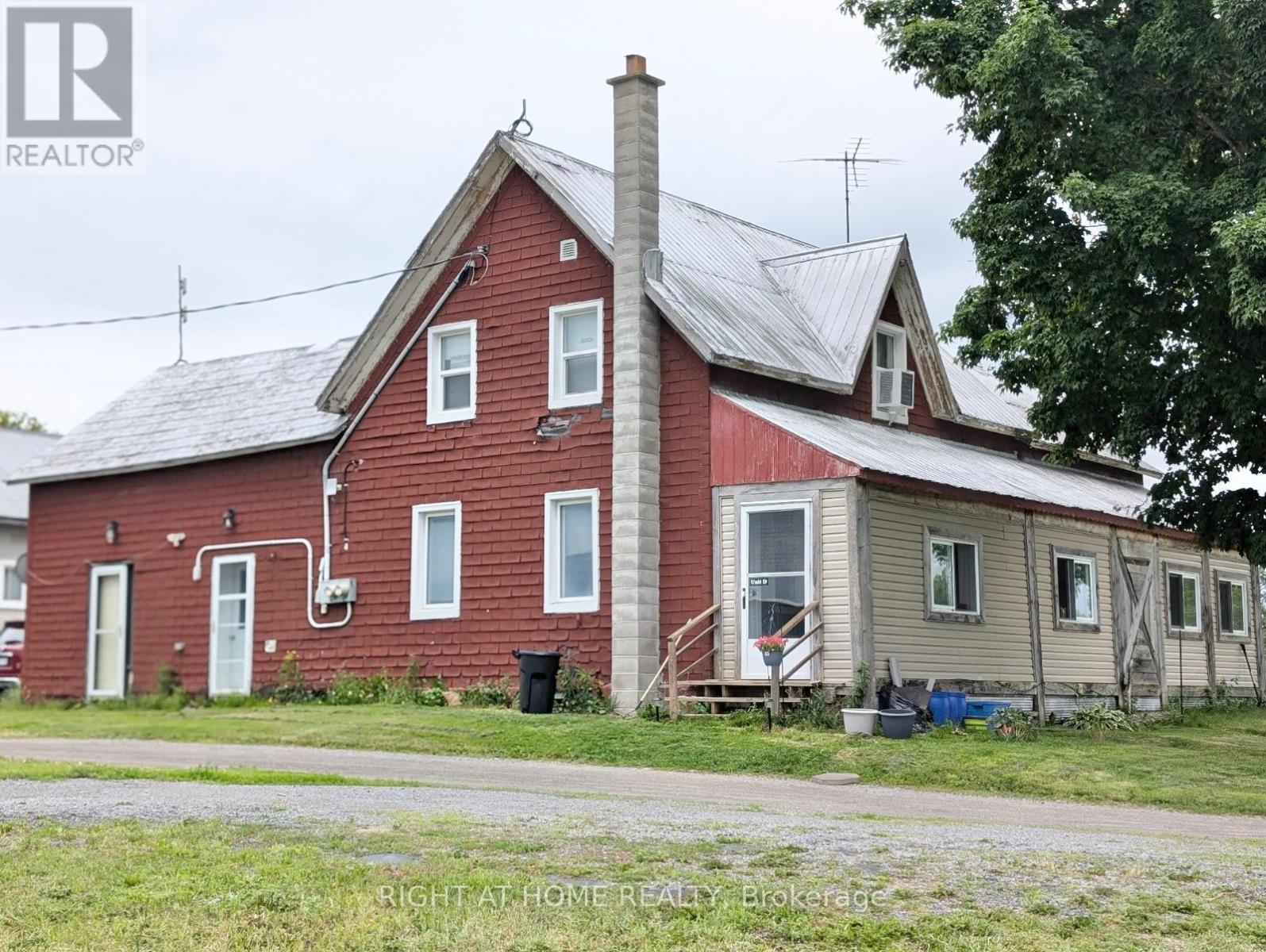 7232 Franktown Road Property Photo 4