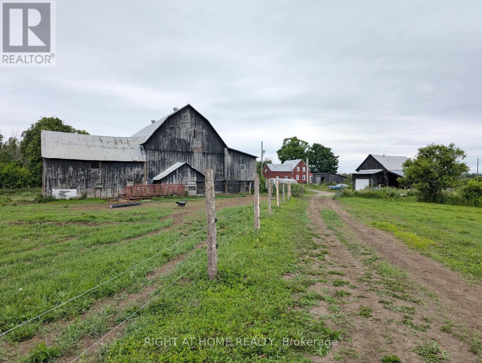 7232 Franktown Road Property Photo 10