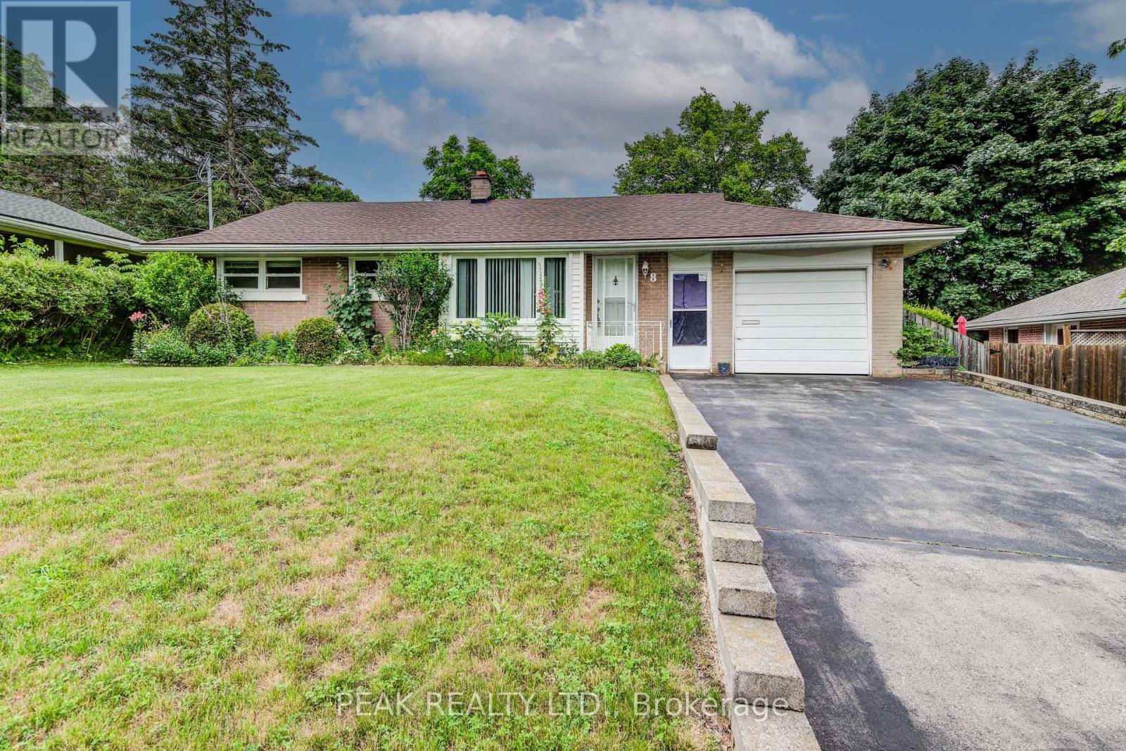 8 Gordon Street Property Photo 1