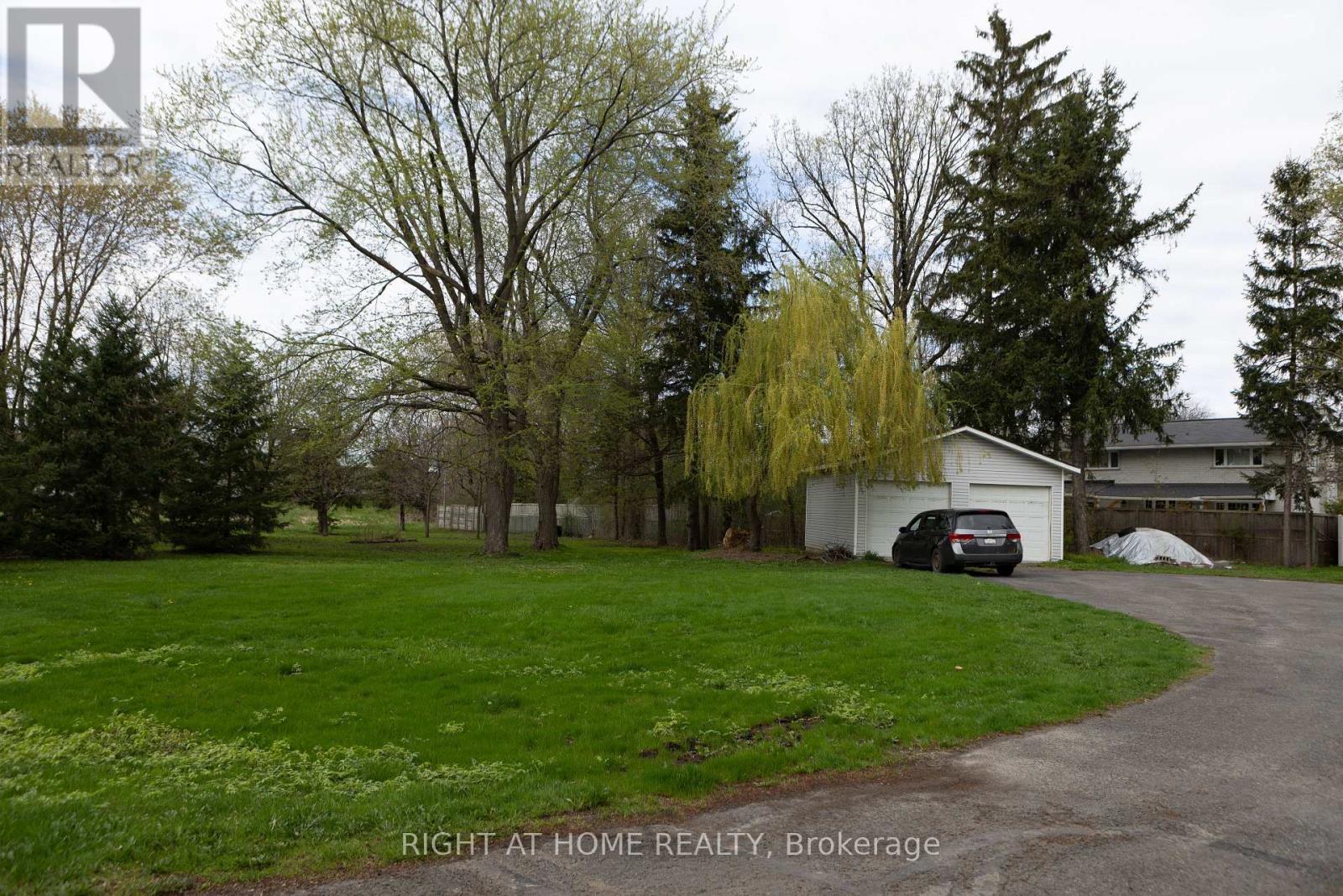 3208 Richmond Road Property Photo 7