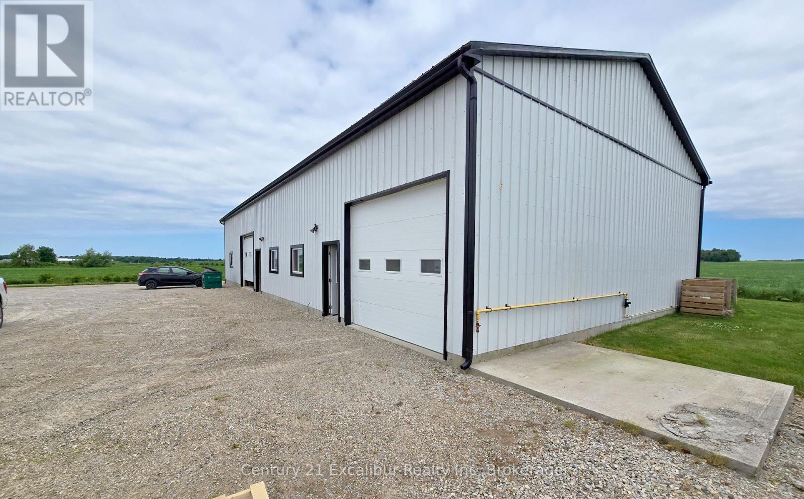 7609 Wellington Road 7 Road Property Photo 1