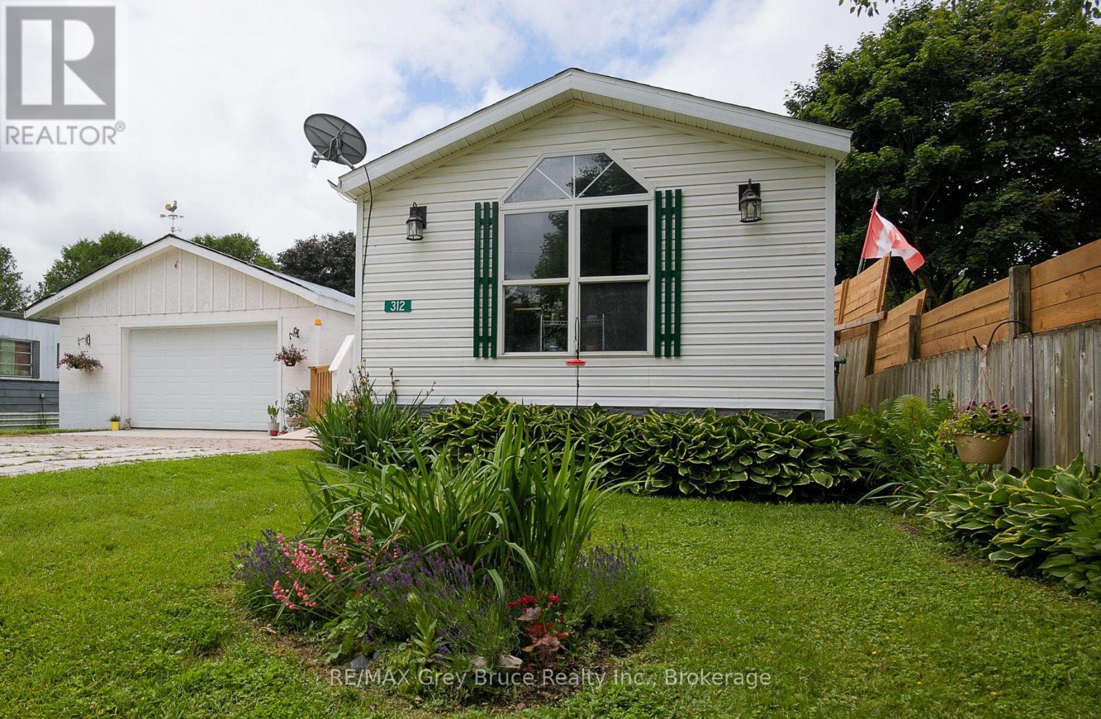 312 Keady Park Lane Property Photo 1