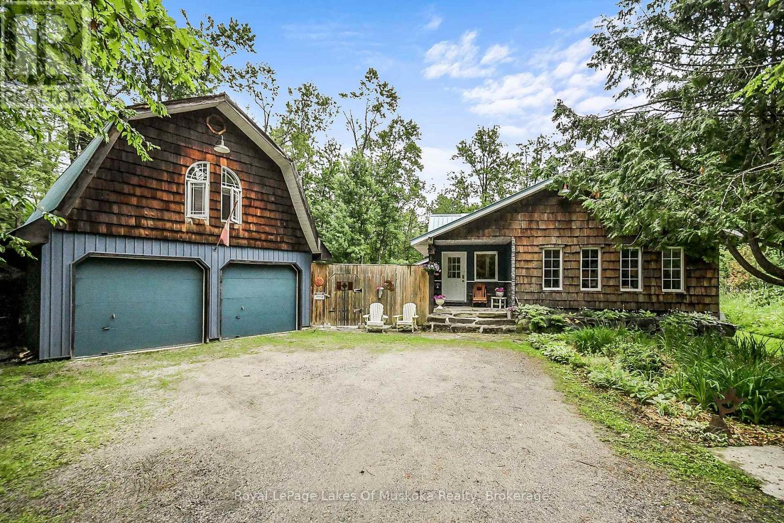 1005 Kirby's Beach Road Property Photo 1