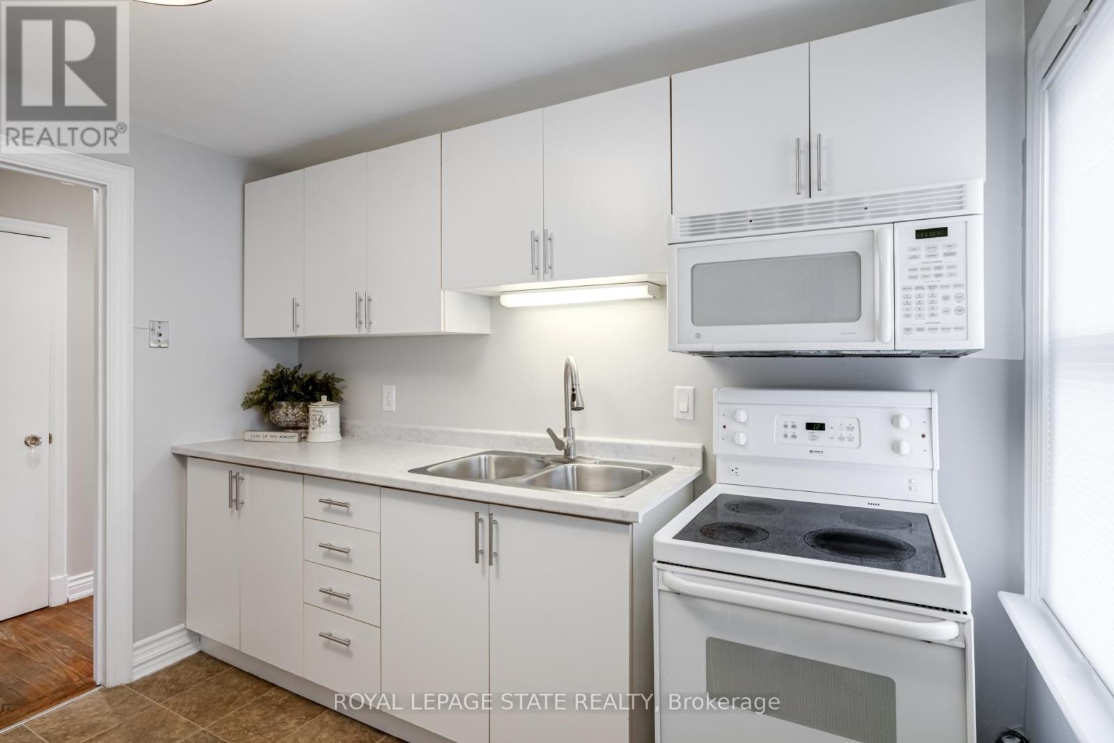 15 Empress Avenue Property Photo 18