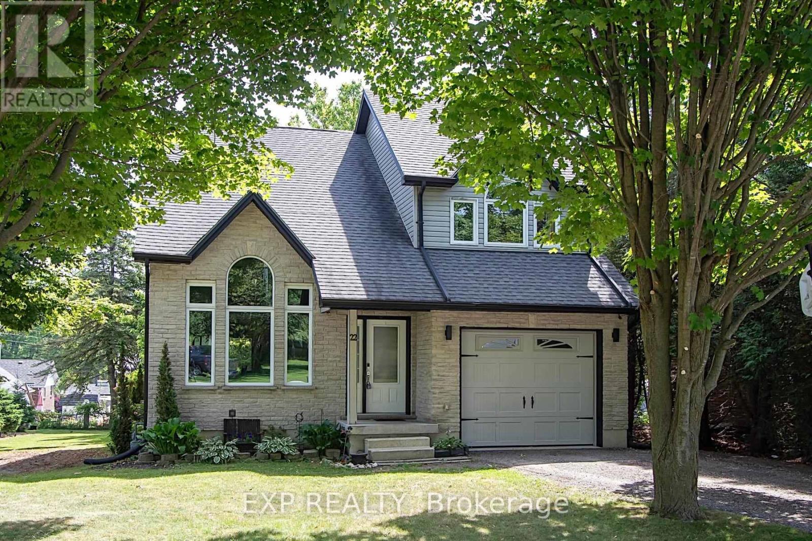 22 Oak Street Property Photo 1