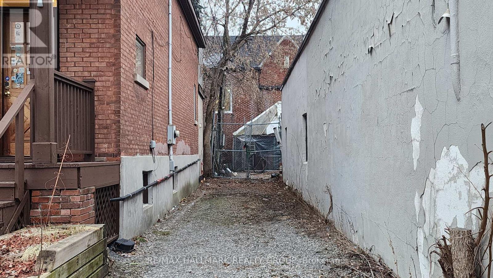 1240 Bank Street Property Photo 14