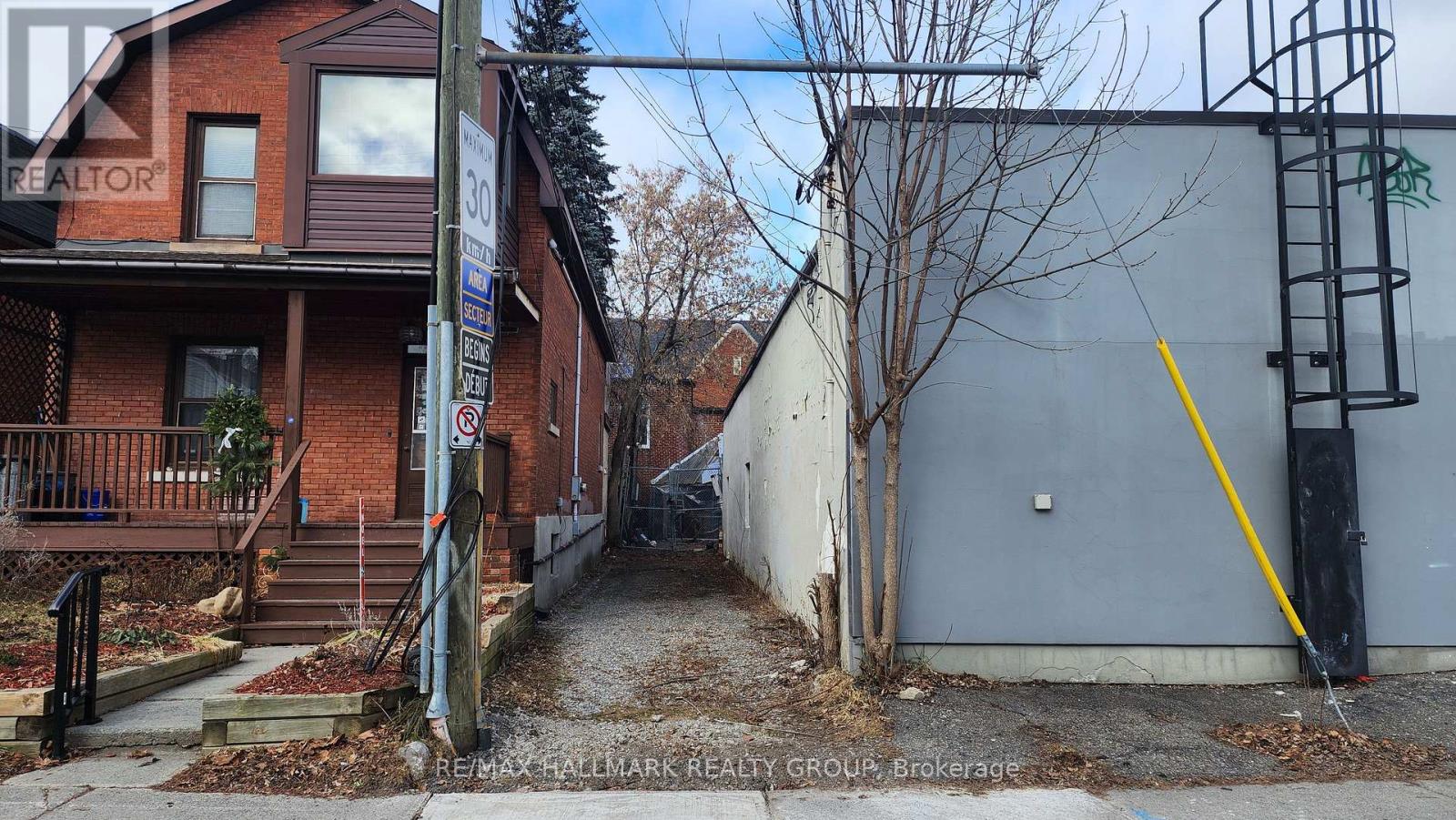 1240 Bank Street Property Photo 24