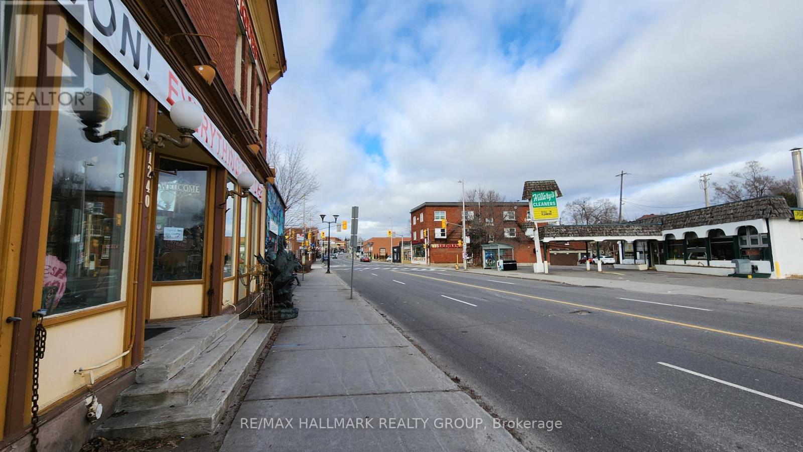 1240 Bank Street Property Photo 26