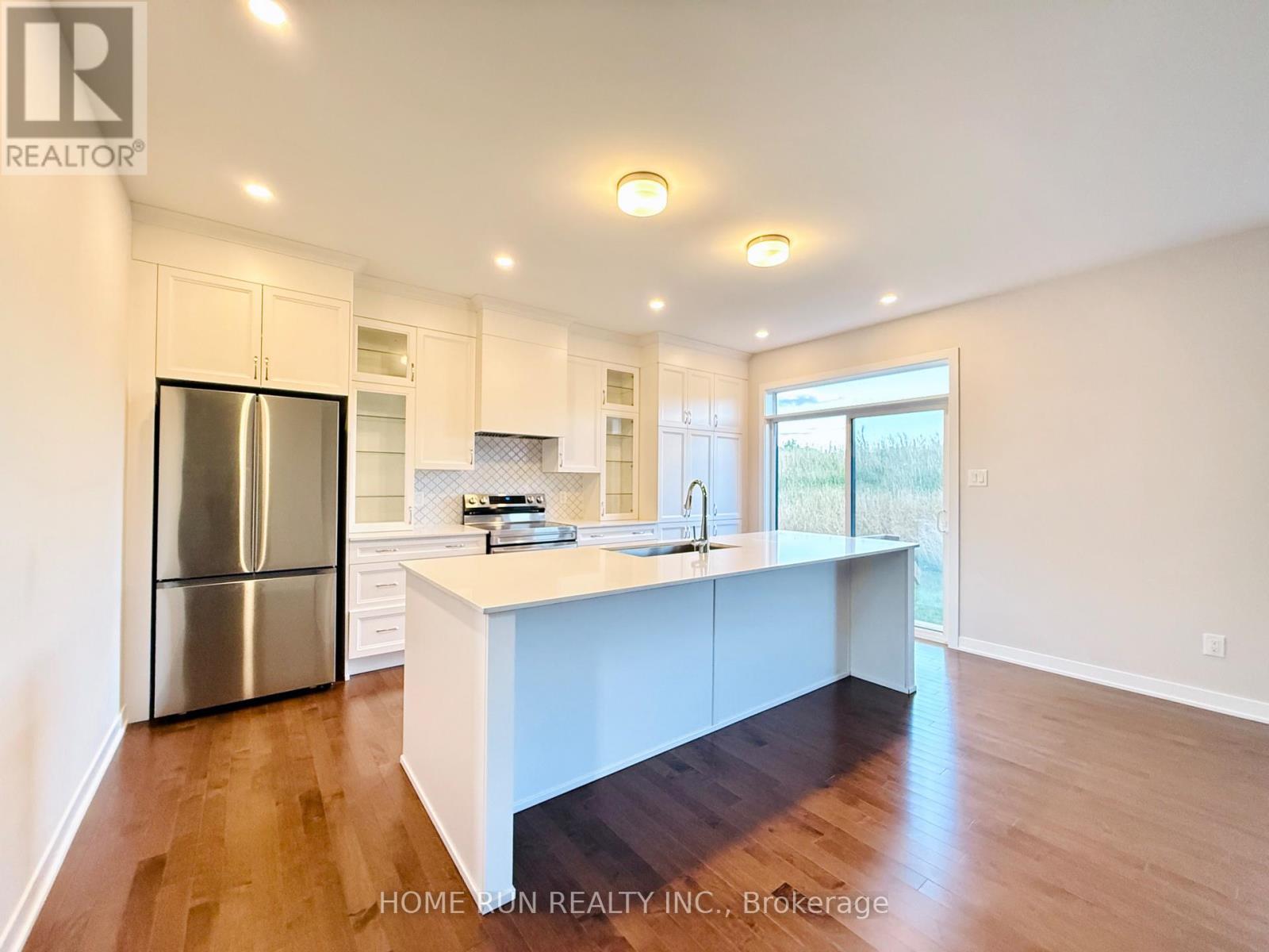 764 Eminence Street Property Photo 5