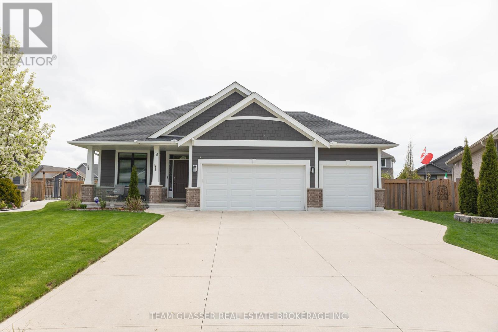 25 Birchall Lane Property Photo 3