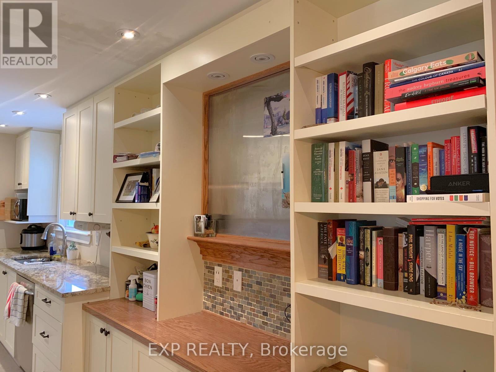 1552 Caledon Street Property Photo 17
