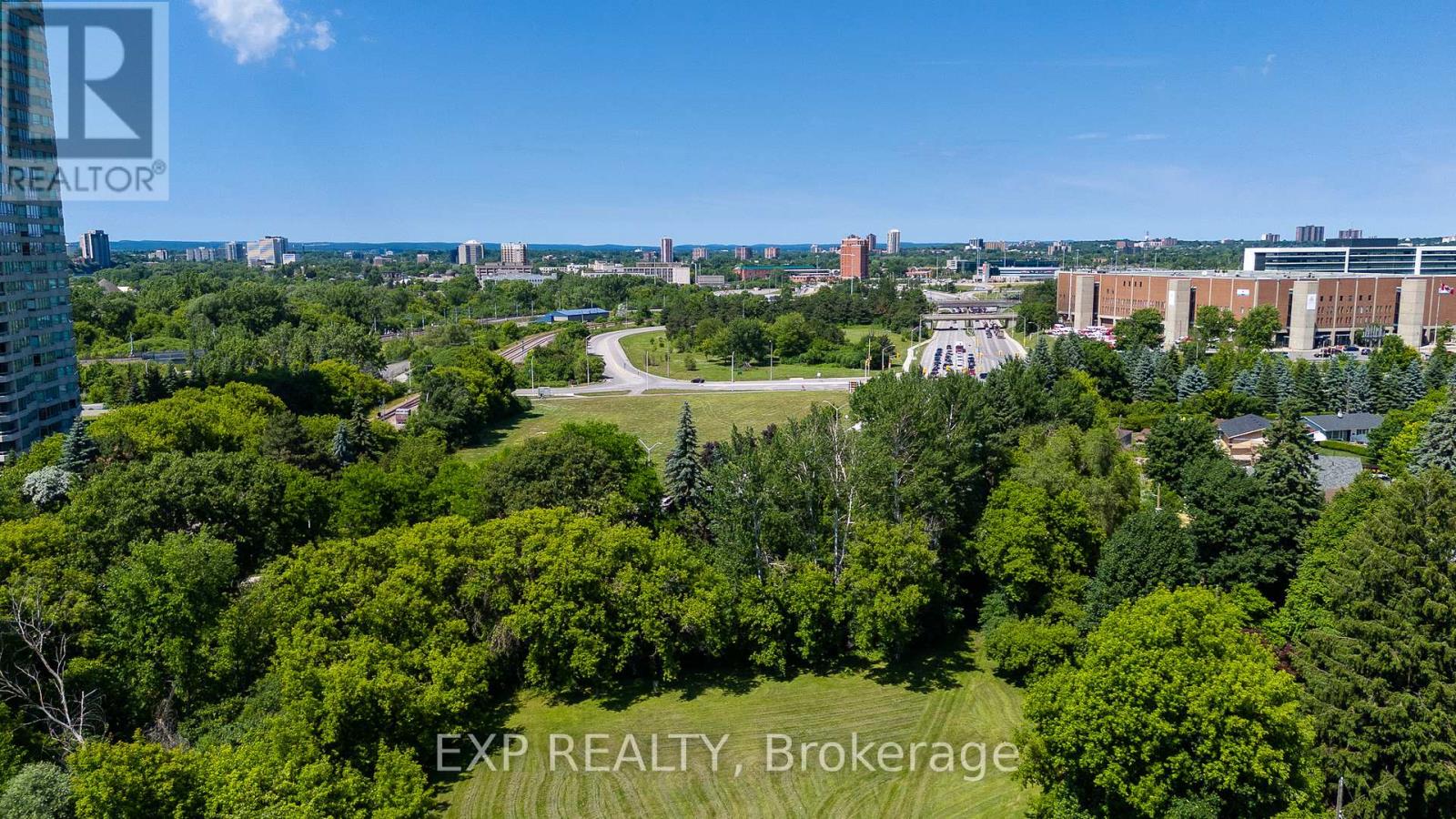 1552 Caledon Street Property Photo 40