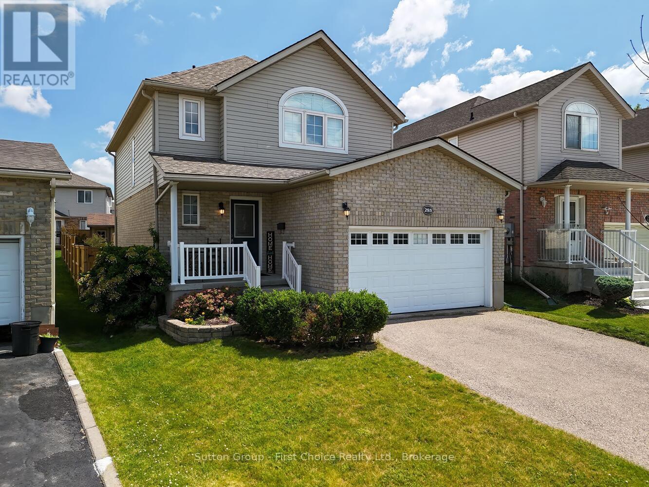 293 Huck Crescent Property Photo 3