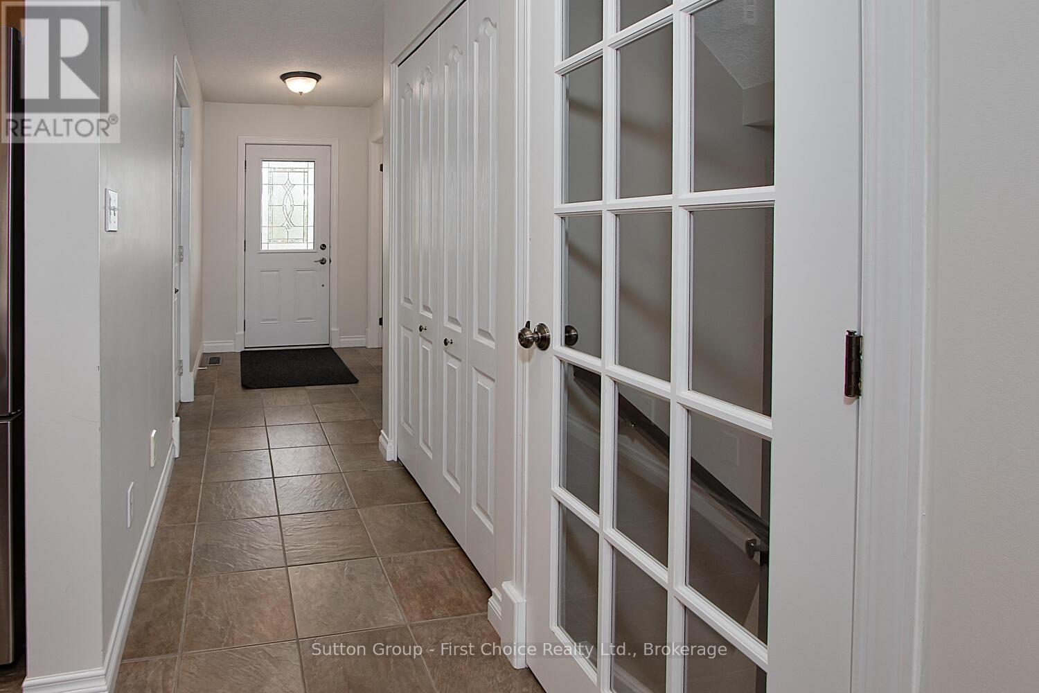 293 Huck Crescent Property Photo 6