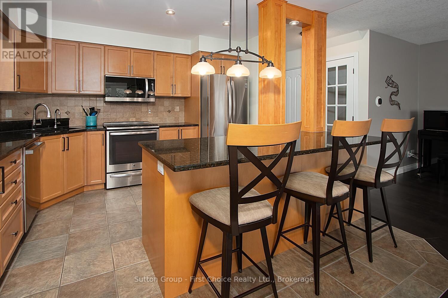 293 Huck Crescent Property Photo 11