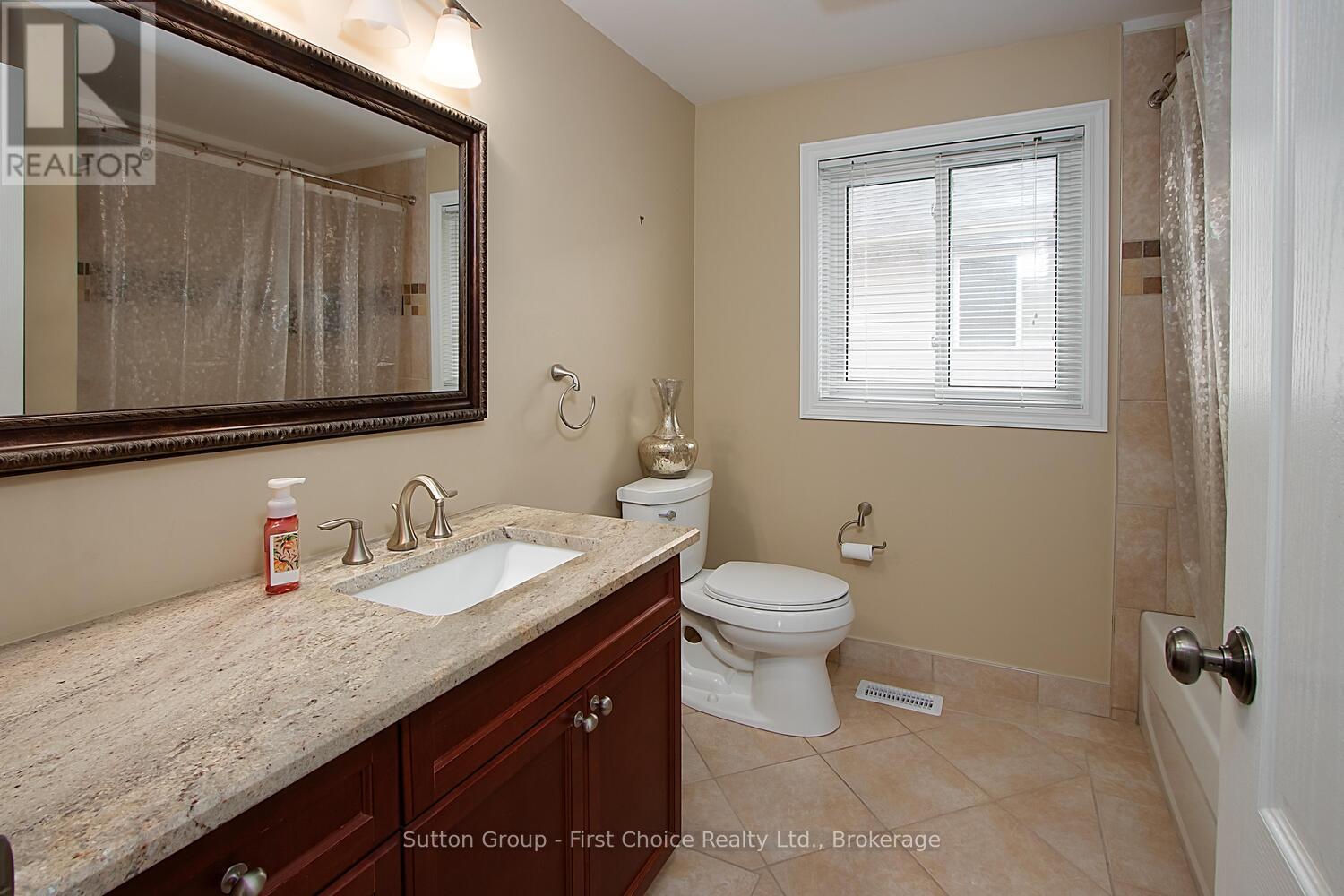 293 Huck Crescent Property Photo 29