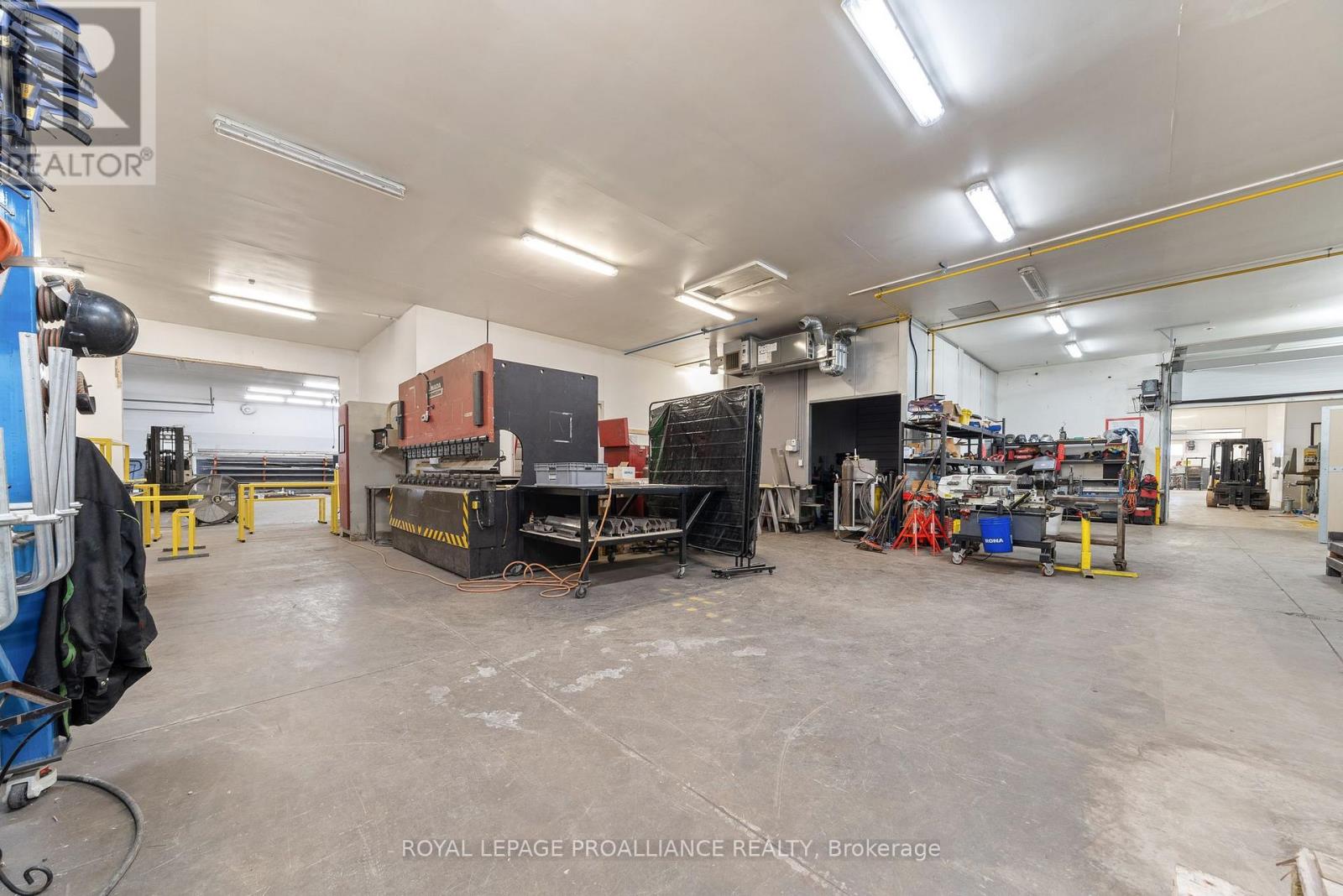 438 West Front Street W Property Photo 49