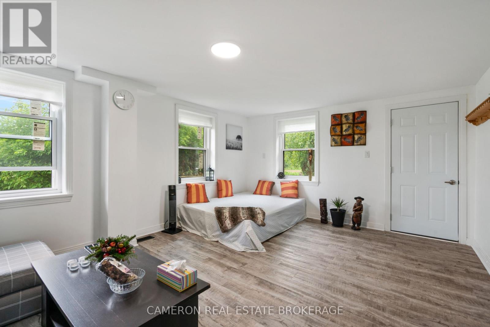 4141 Helmer Road Property Photo 11