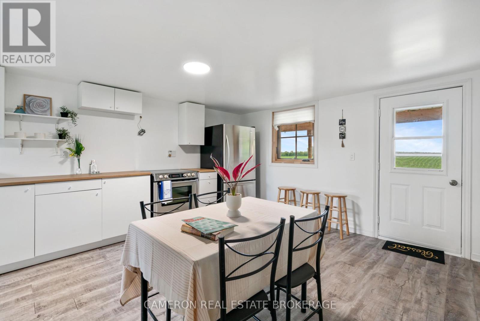 4141 Helmer Road Property Photo 21