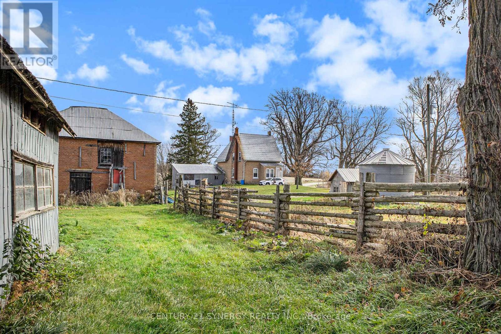 129 Rideau Ferry Road Property Photo 4
