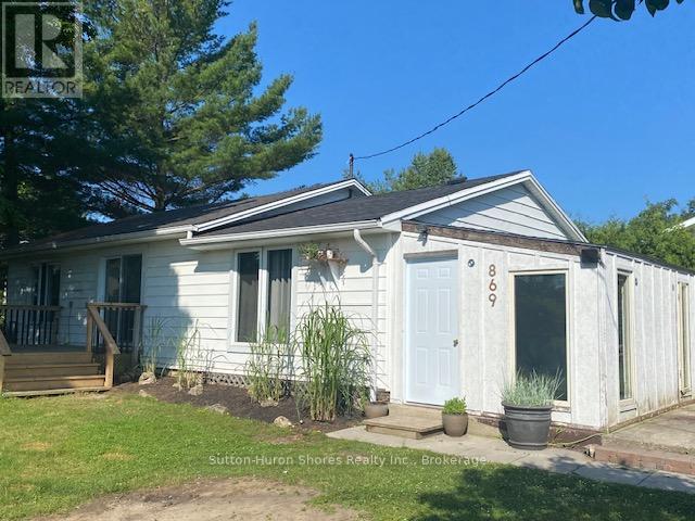 869 Gustavus Street Property Photo 1