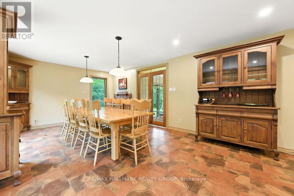 206 Deerwood Drive Property Photo 11