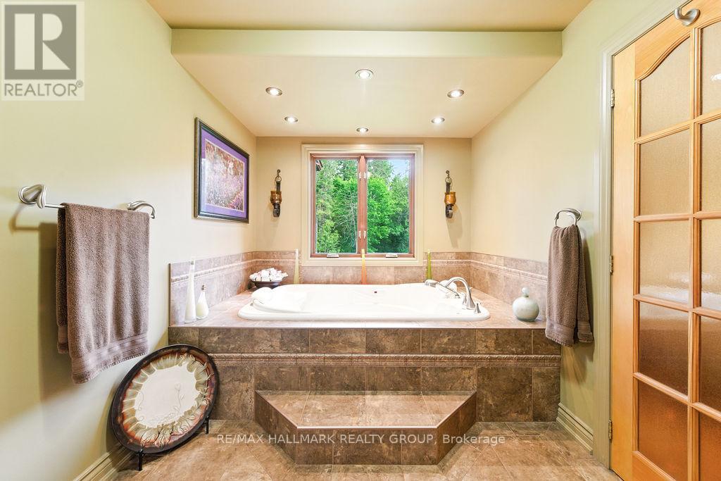 206 Deerwood Drive Property Photo 16