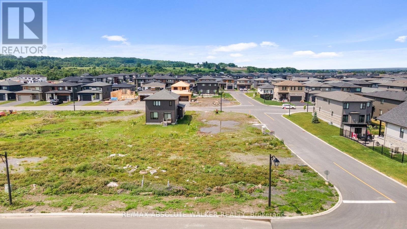 311 Turquoise Street Property Photo 1