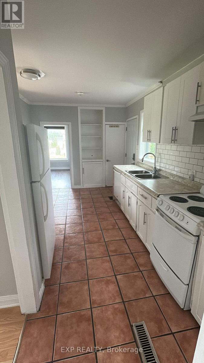553 Quebec Street Property Photo 9