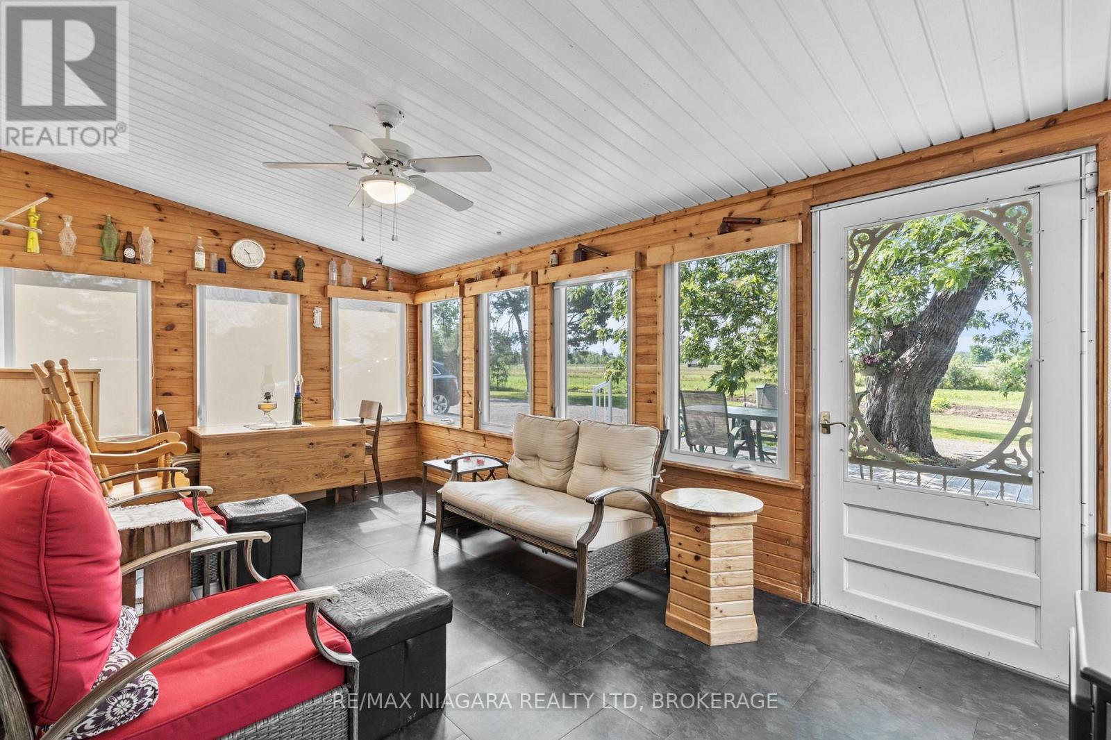 3362 Montrose Road Property Photo 24