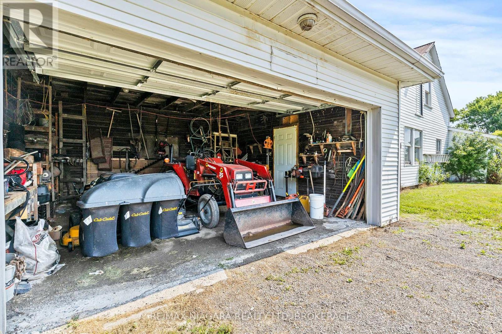 3362 Montrose Road Property Photo 40