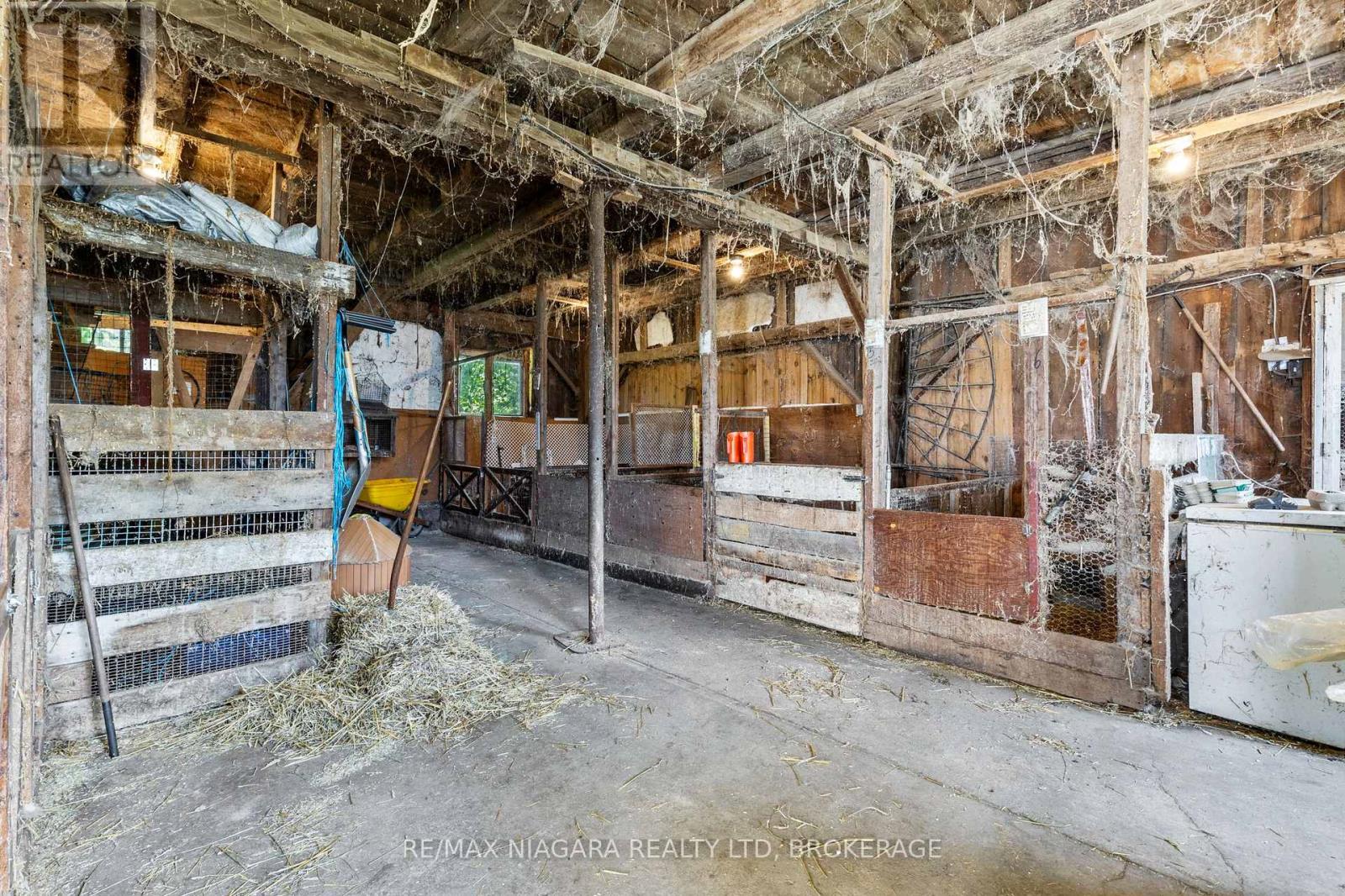 3362 Montrose Road Property Photo 41