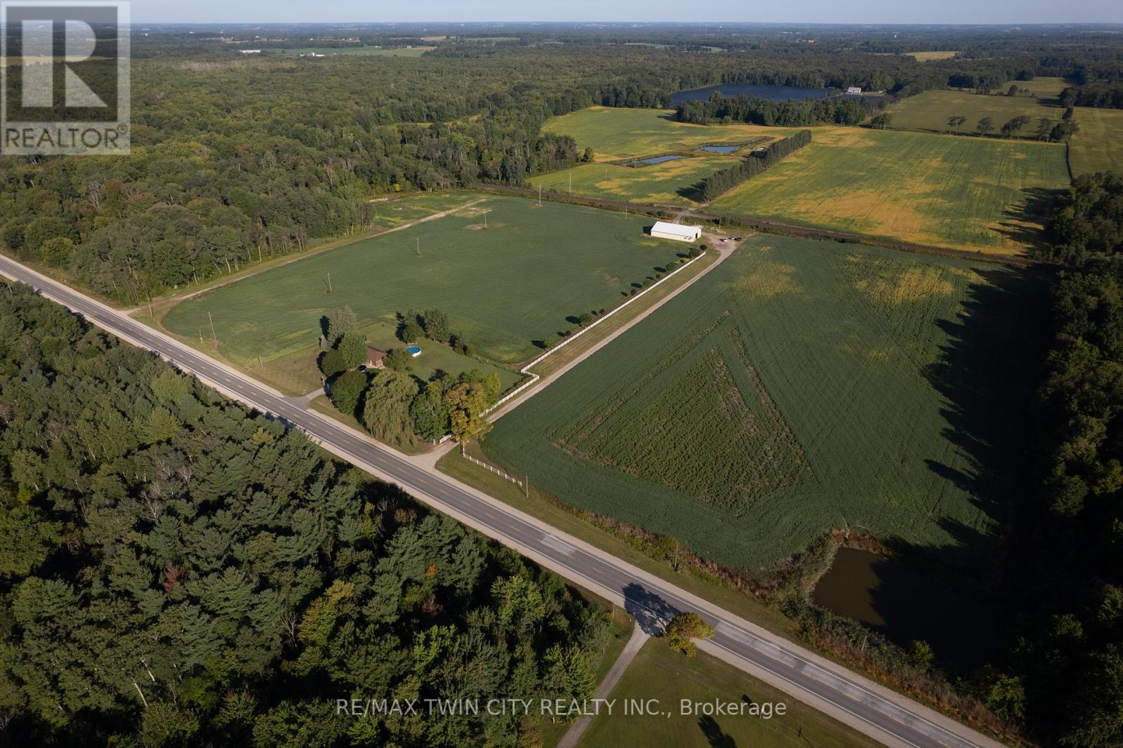 686455 Highway 2 Property Photo 1