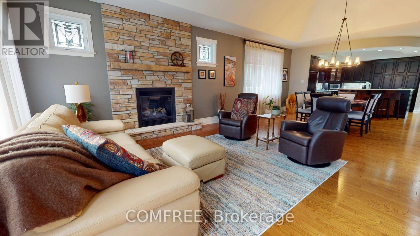 176 Solera Circle Property Photo 6