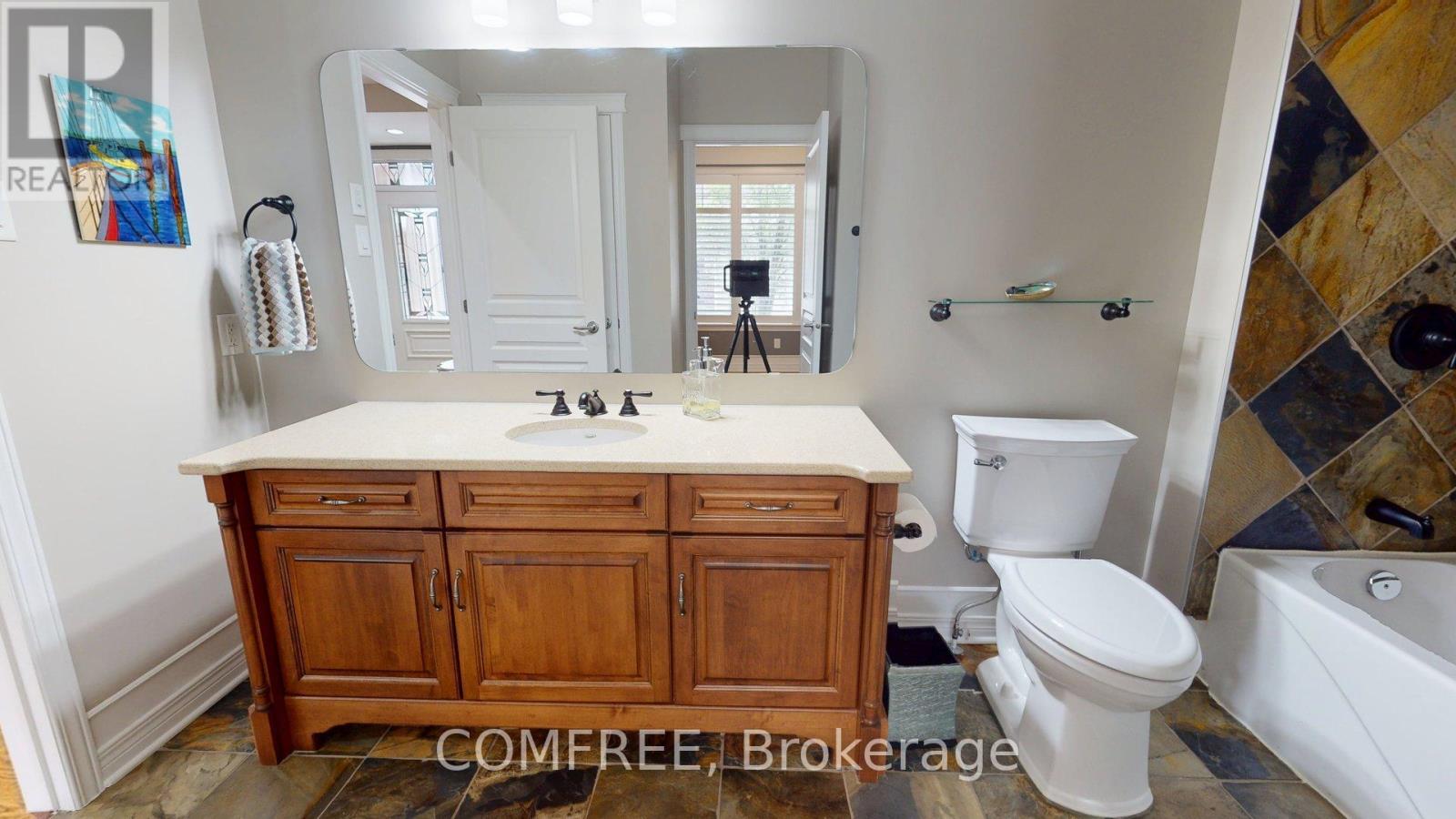 176 Solera Circle Property Photo 13