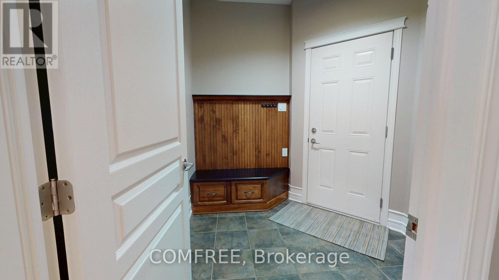 176 Solera Circle Property Photo 15